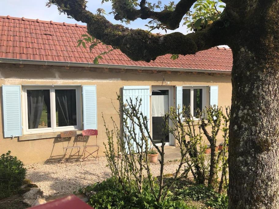 Petite Longere Du Clos Madeleine Vincelles  Экстерьер фото
